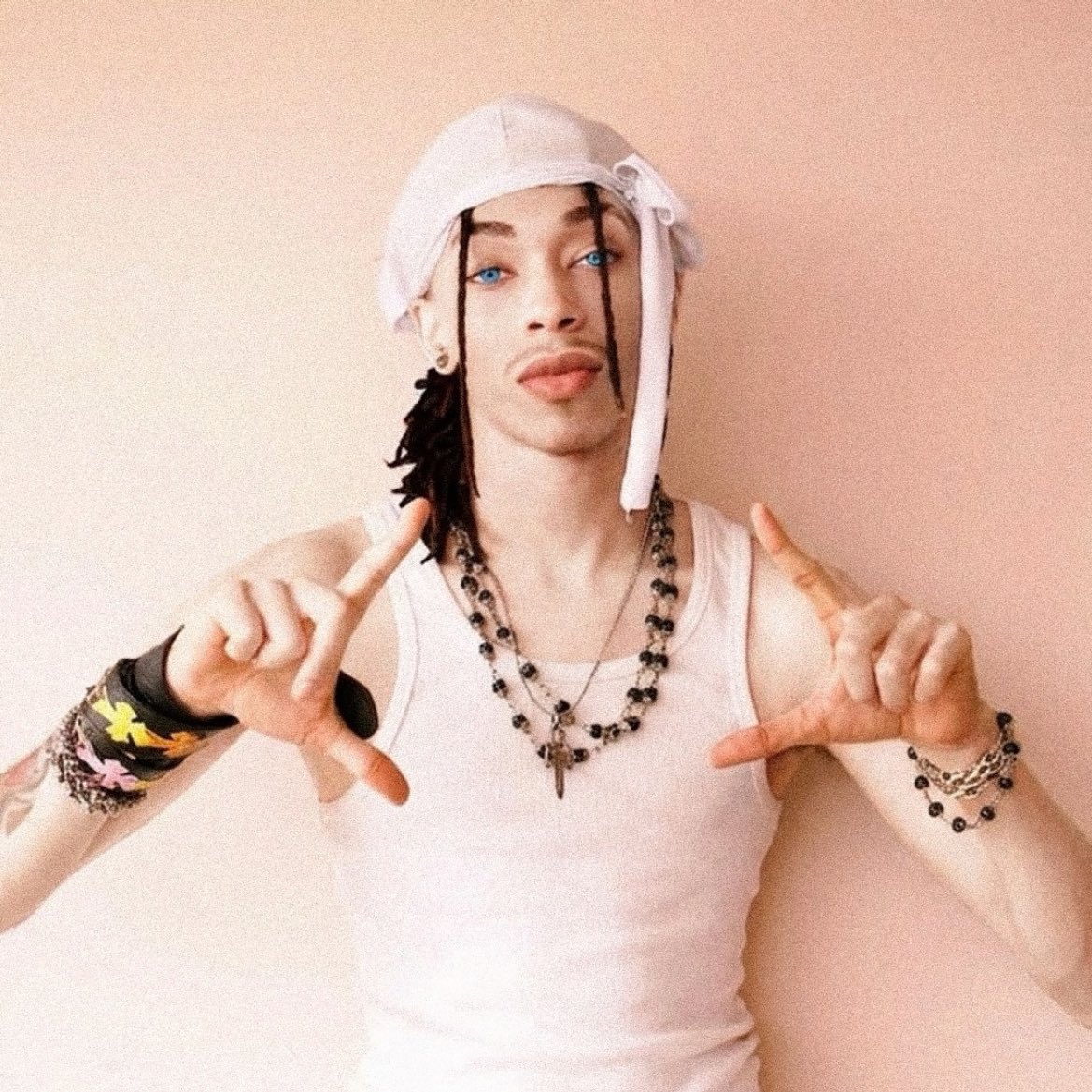 Se ele fosse assim vocês iriam gostar dele né seus porra