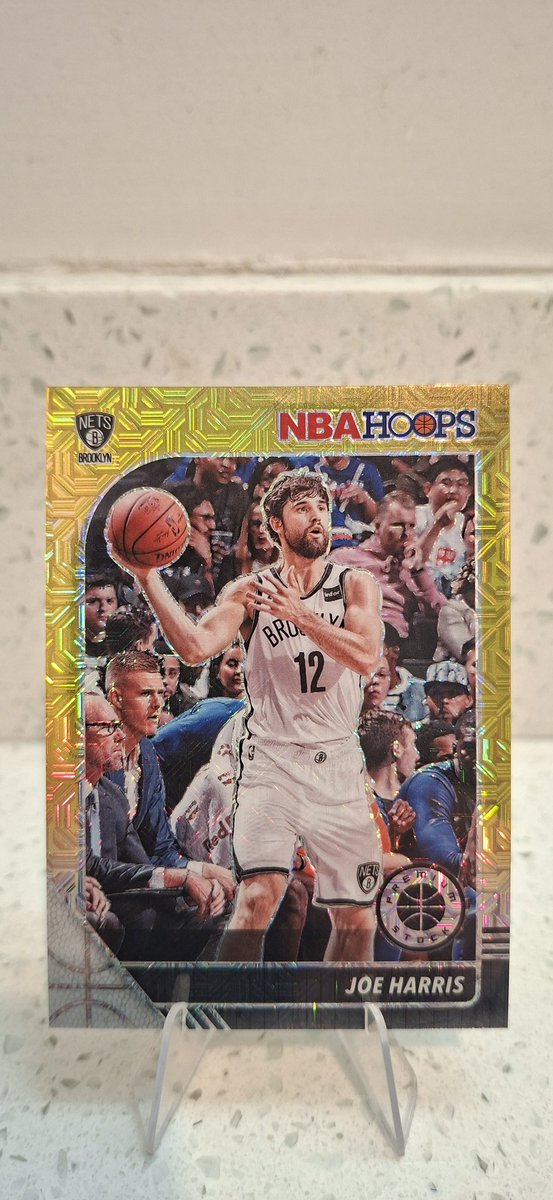 Joe Harris Gold #/10

$7 - P.W.E included 

#thehobby
