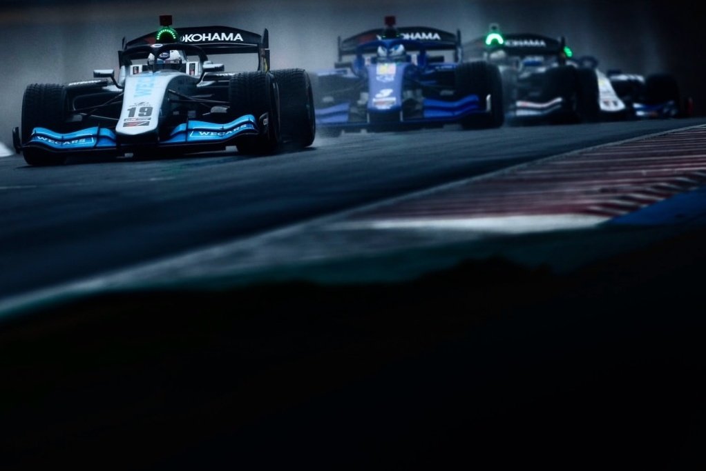 did luke score points in sf today? tweet media