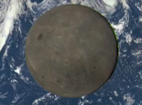 The left is the current dark side of the moon according to <a href="/NASA/">NASA</a> ... and the right is the past darkside according <a href="/NASA/">NASA</a>   youtu.be/qHTfhlPS48o?si…