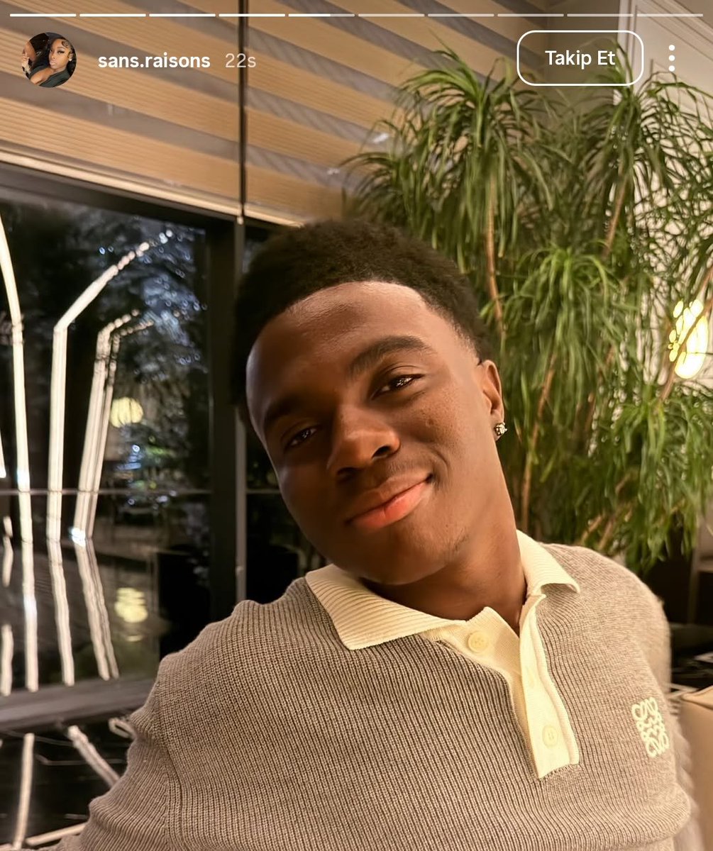 exposito tweet media