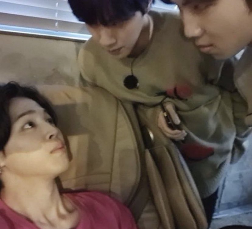 milirang VA A VER A BTS tweet media