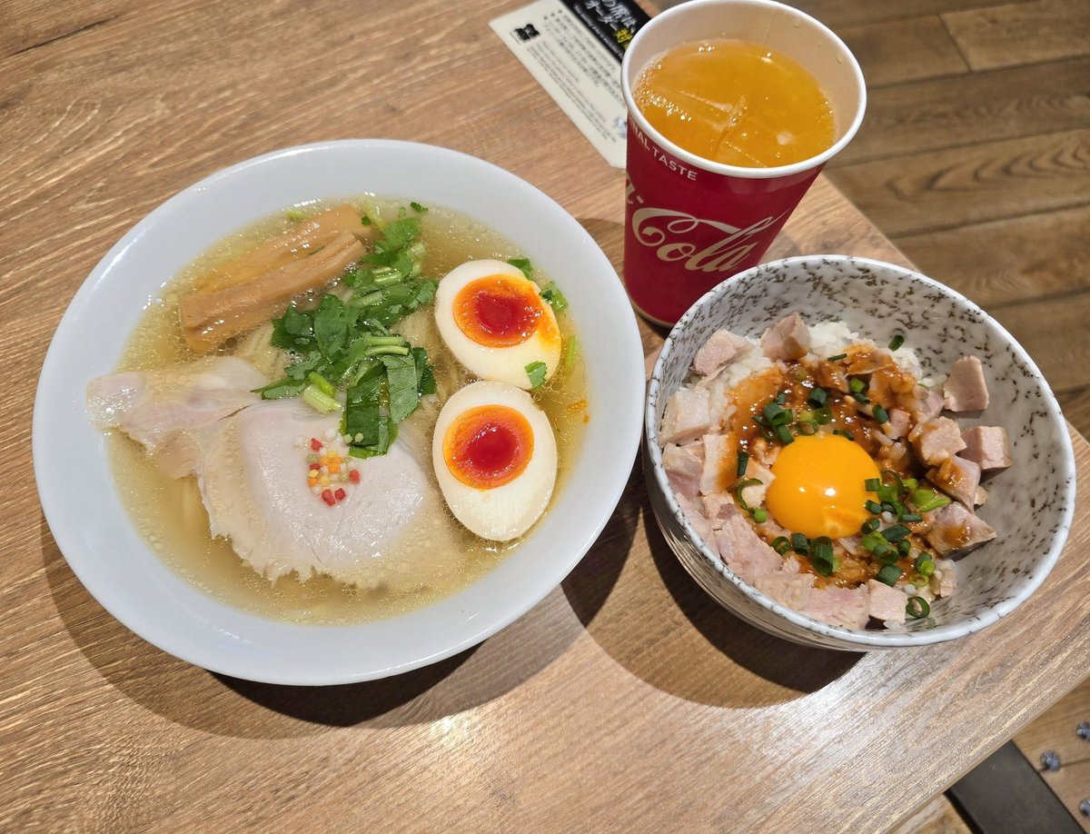 かなまん tweet media