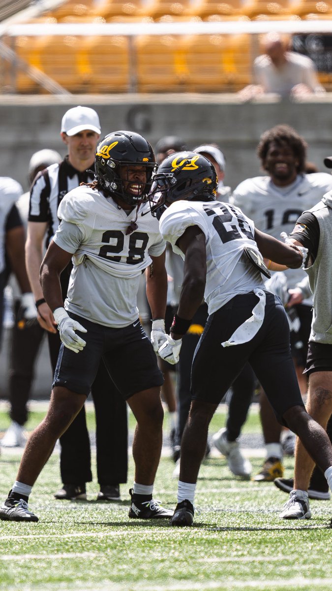 Cal Football tweet media