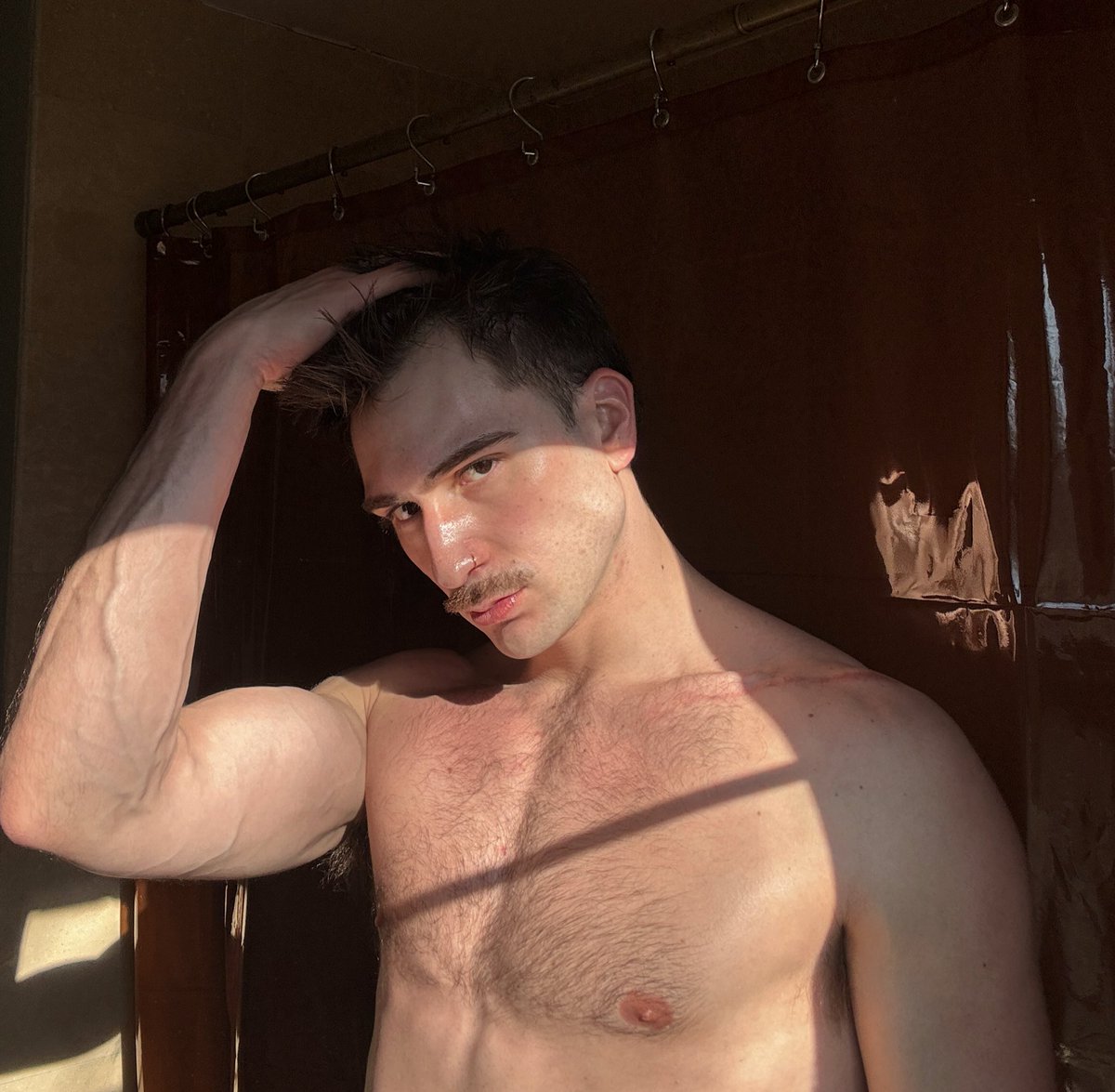 jordan🌙 tweet media