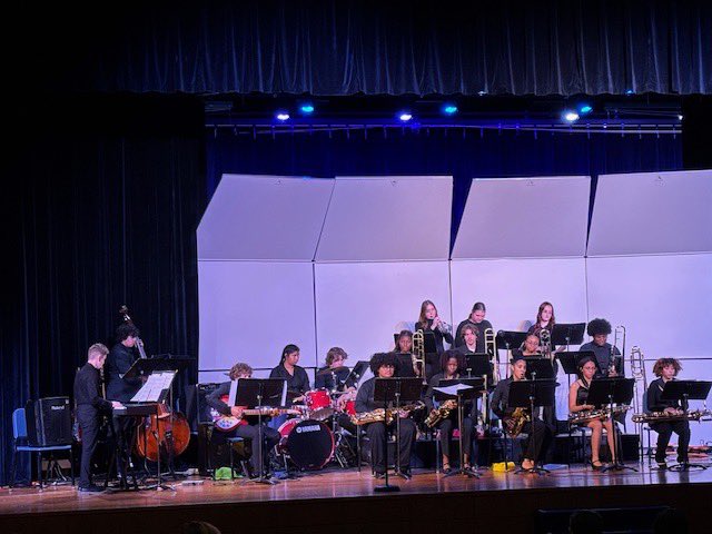 PMWestPanthers's tweet photo. Our American music concert was held on April 1st. Our jazz ensemble, Prowling Panthers, and modern band performed an outstanding show for their families and our school community. We have a lot of talented musicians at West High School!
#WestPride🏔️ https://t.co/OUixKgSy1H