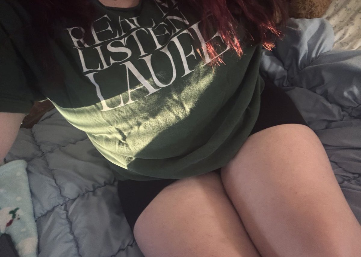 star 𝜗ৎ tweet media