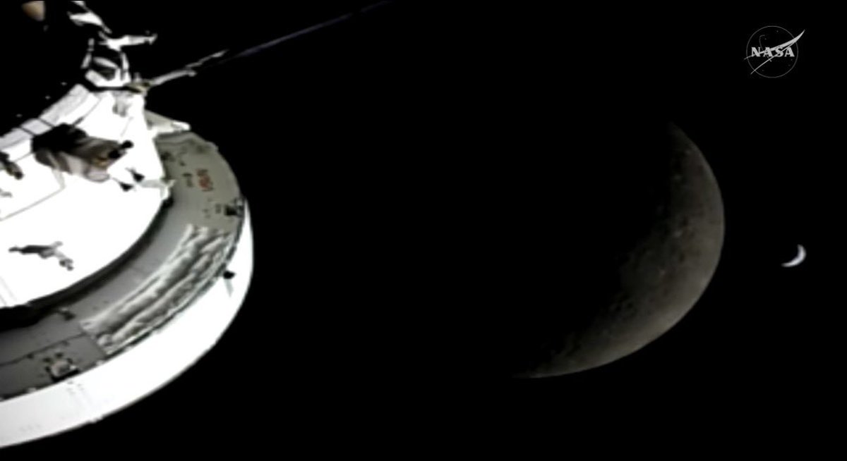 Latest in space tweet media