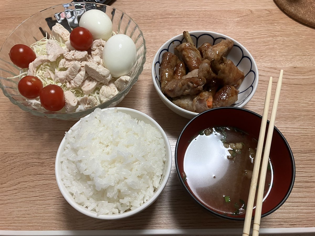 タロス tweet media