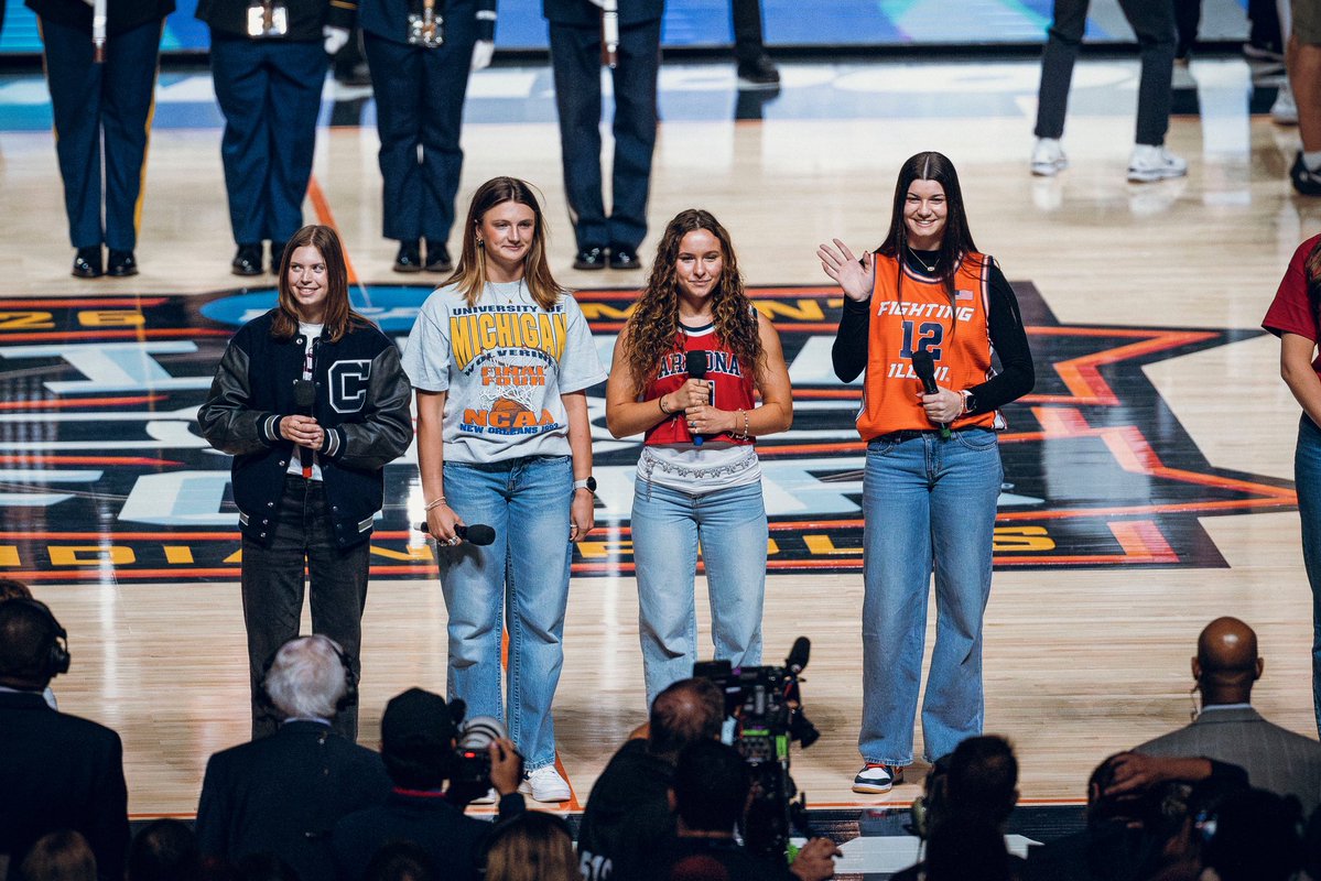 Illinois Women's Basketball tweet media
