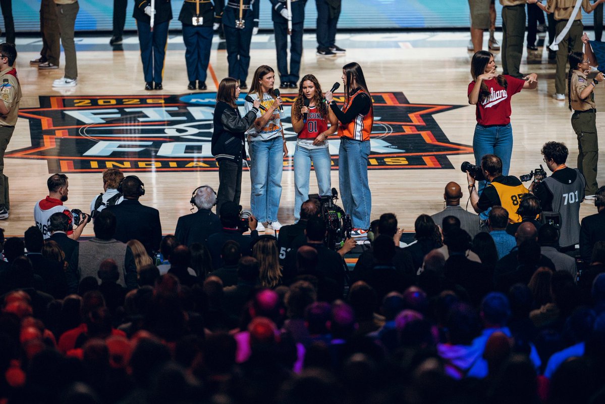 Illinois Women's Basketball tweet media