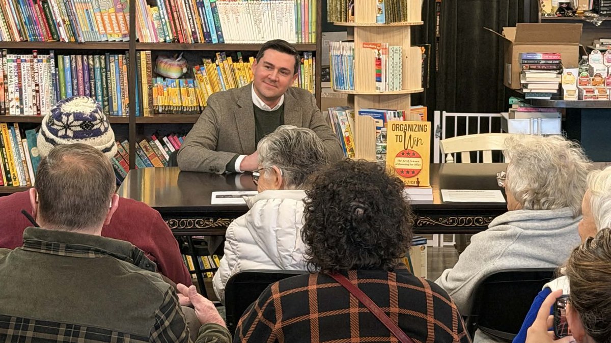 jimmytickey's tweet photo. After 2 years since the idea, and 2 months of book conversations, our Connecticut book tour is a wrap. Thank you for joining me for such thoughtful conversations.  

The American story has been written by the people who show up and organize — my book teaches how to do just that. https://t.co/IviSnlGMKx