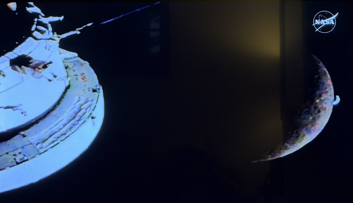 Wow that last shot of Integrity, The Moon And Earth with the quote, “How Great Thou Art” as they go into loss of signal 😮🥹 🙏☝️