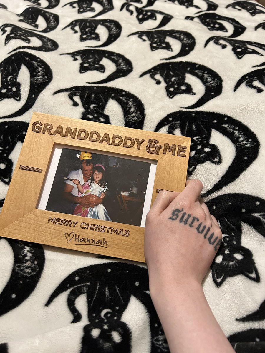 Han 🖤 tweet media