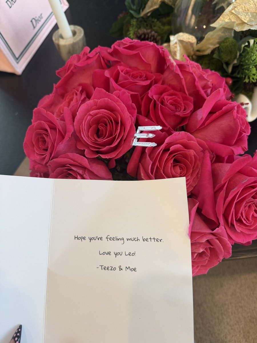 MONALEO 🎀 tweet media