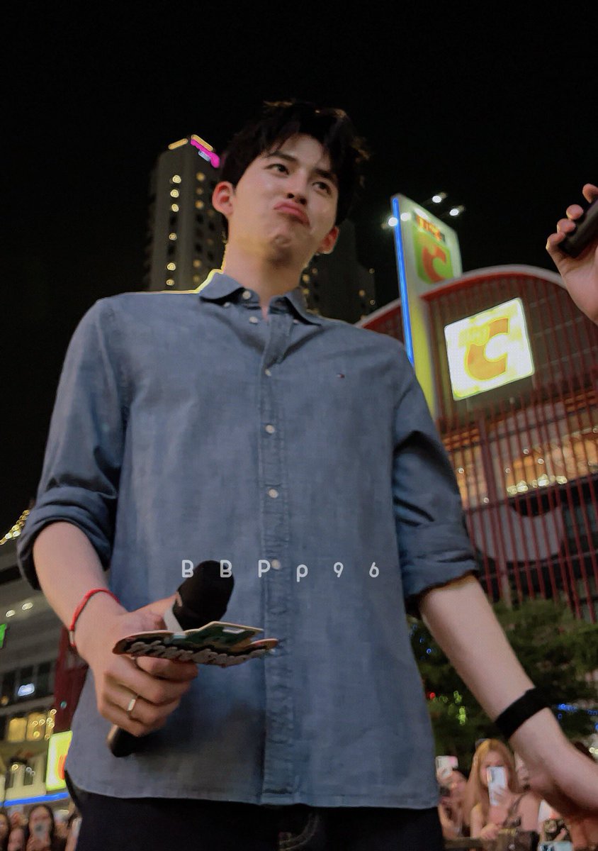 ต้า シ tweet media