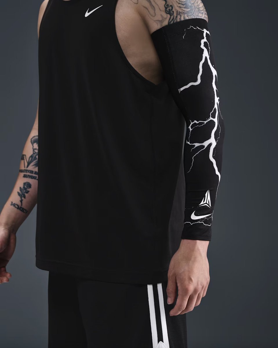 SOLELINKS's tweet photo. Ad: NEW Nike Ja Dri-FIT Basketball Arm Sleeves on Nike US => https://t.co/xXryziqhuv https://t.co/ONtmdFnPA1