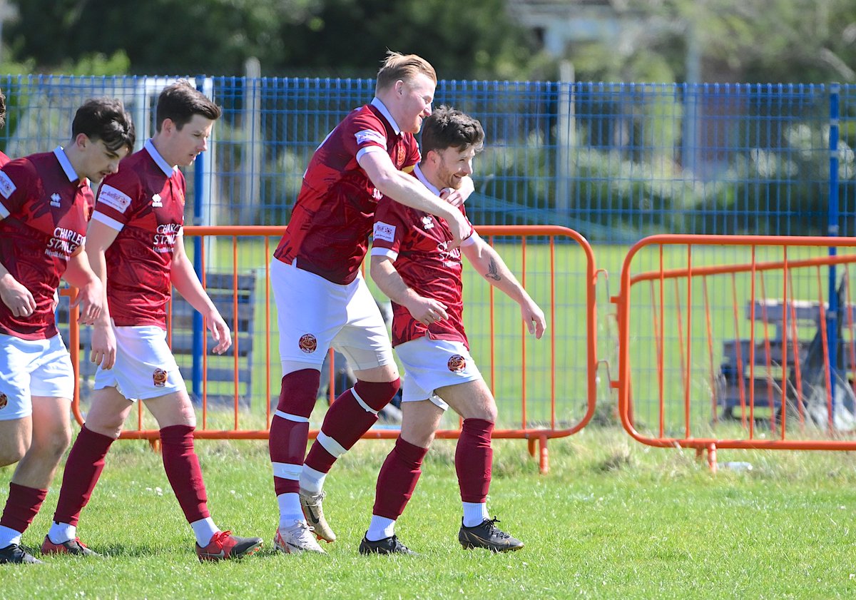 Dial Square F.C. tweet media