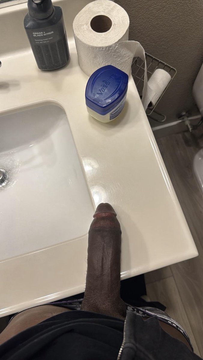 BBCSTALLION08's tweet photo. #bbc #bigblackdick #cock #prettydick https://t.co/rATOm6TPUF