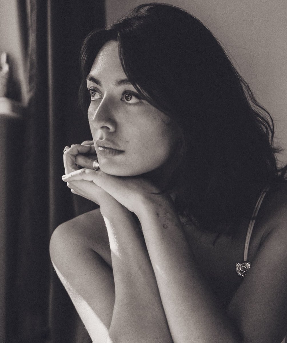 Claudia Arroyo💜 tweet media