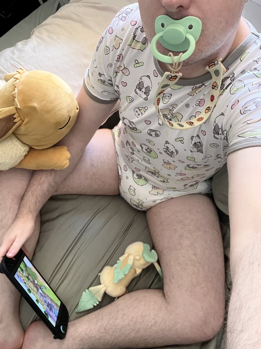 Bumblepee 🐝 tweet media