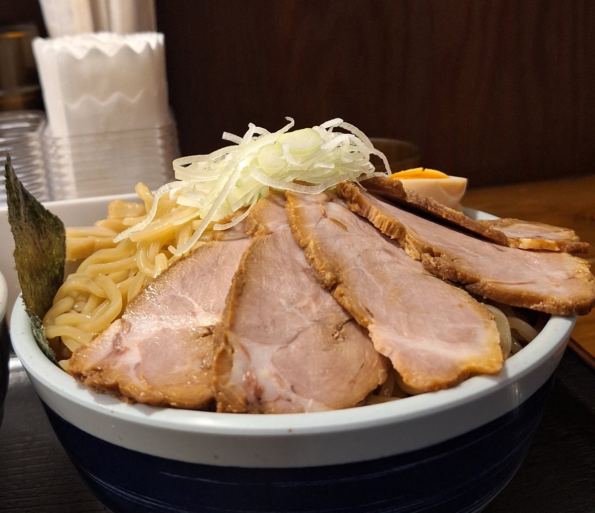 どんぶりマン【】 tweet media