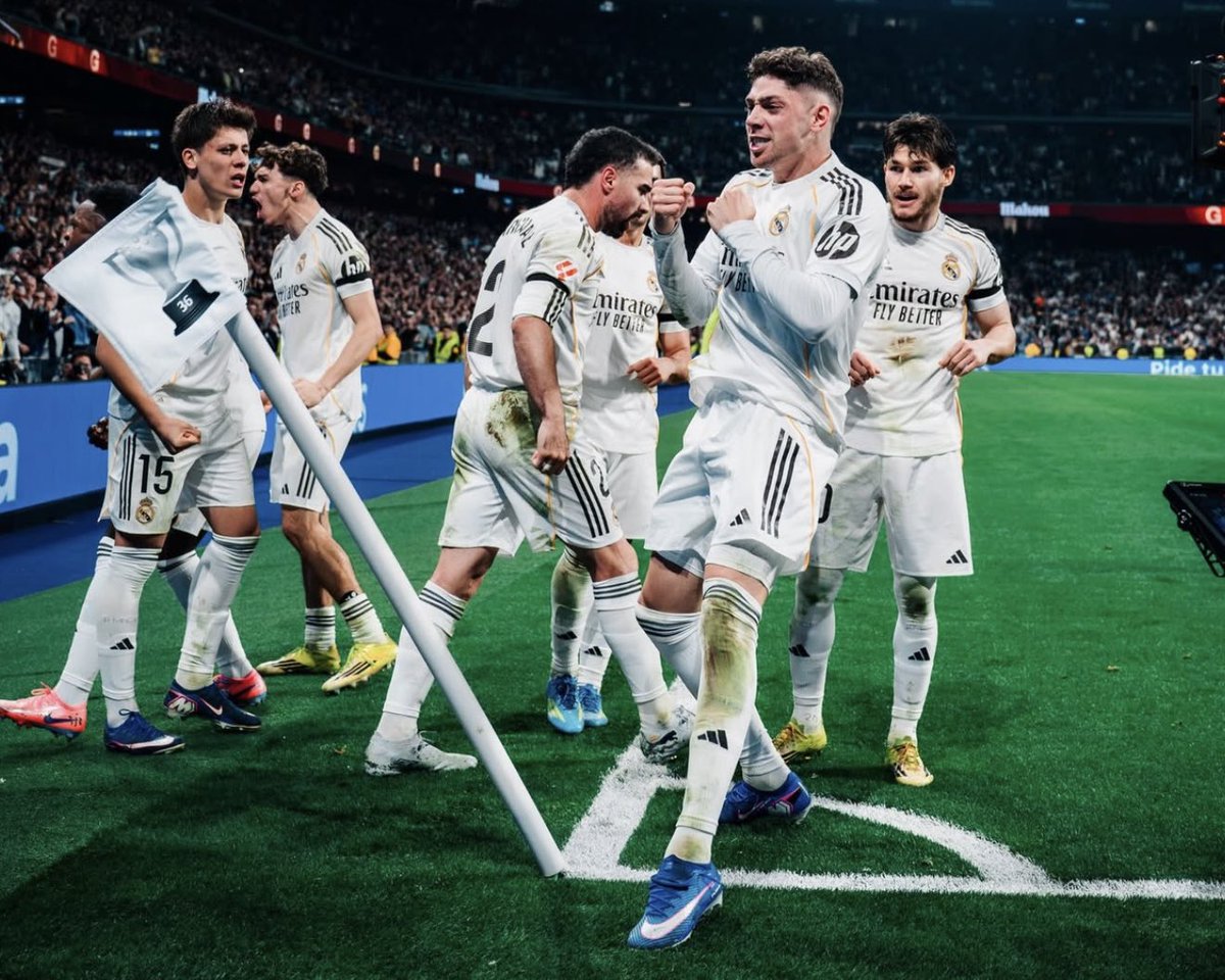 FeyValentine tweet media