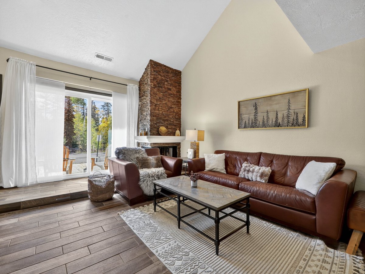 SkyRunVR tweet media