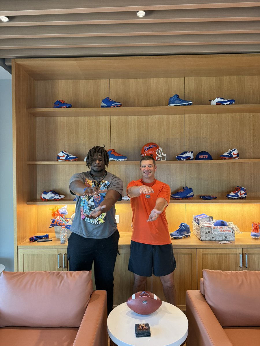 Mark John tweet media