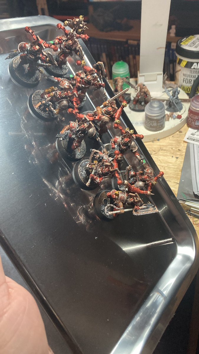OGfilms's tweet photo. Spent a lil time hobbying 
Get the latest Berzerkers up to tabletop ready and started sticking magnets on the bases for the new carry case
10 done, another 30+ to do 😅 https://t.co/Rksq5ZaHBa