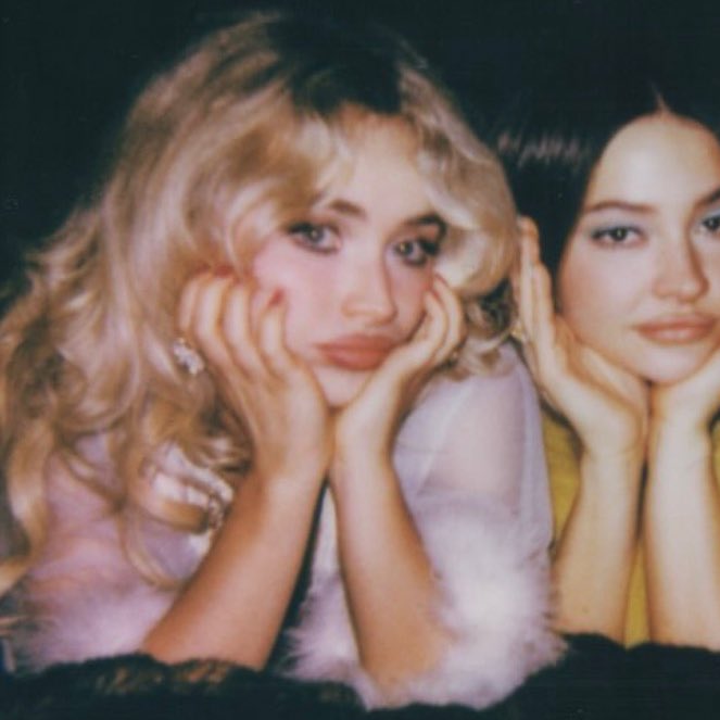 ri ☽ ⋆🐾⋆ tweet media