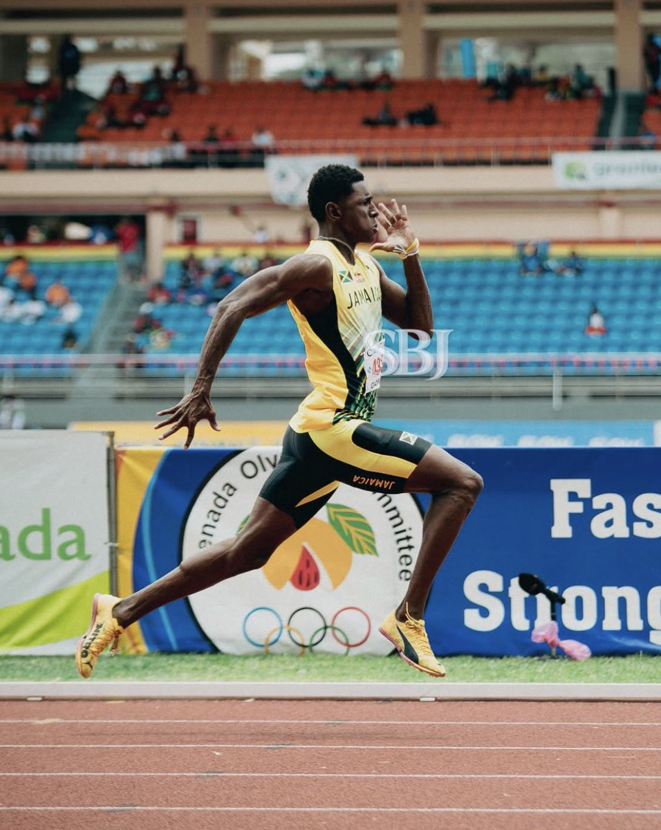 TracksidewidMel's tweet photo. After a false start in the 100m, Sanjay Seymore 🇯🇲 bounced back in style, winning the U20 boys 200m at the Carifta Games in a new PB of 20.53 🔥

The William Knibb standout (the same school where Usain Bolt began) lists the 200m as his favorite event

📸: Jaheim Pennerman https://t.co/xbC0NUV8US