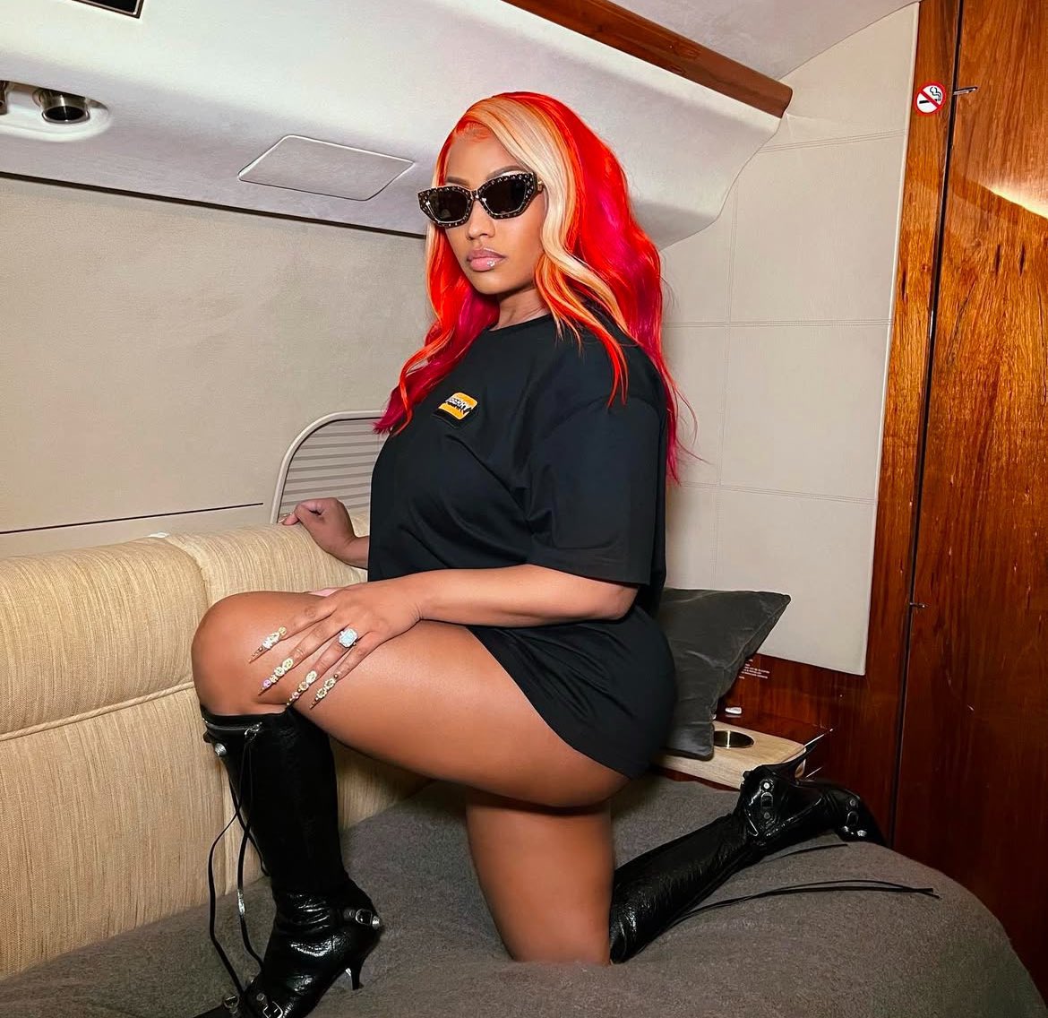 ITS BARBIE BITCH 🎀 tweet media