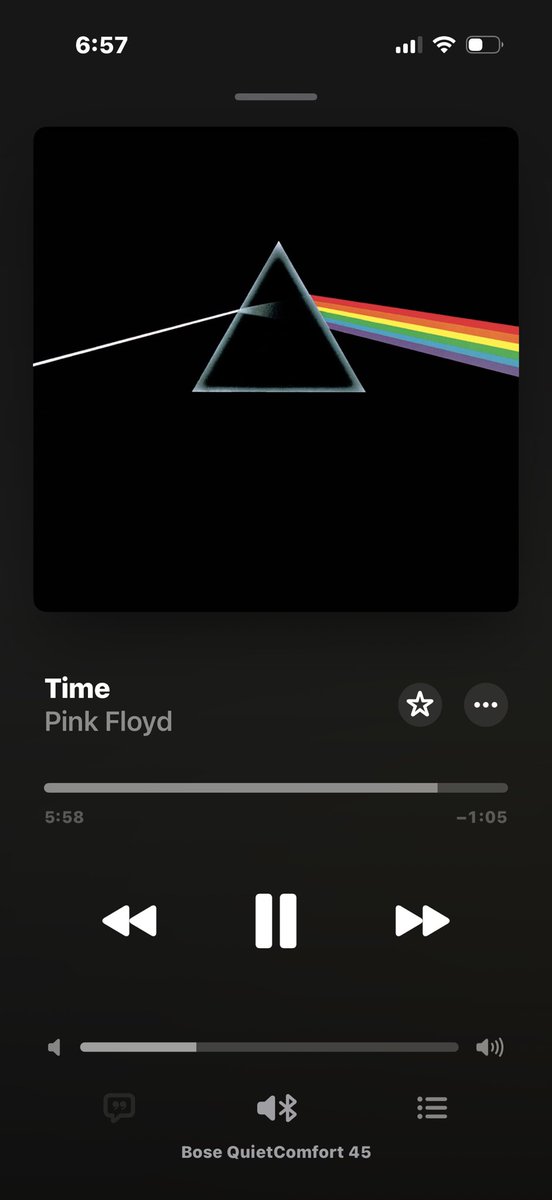 kamin_amy's tweet image. Who else is listening? #Moon #Artemis #DSOTM #PinkFloyd