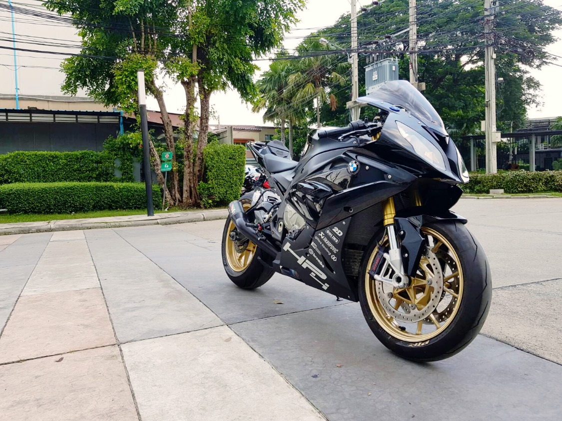 MoreMotorcycles's tweet image. #BMW HP4