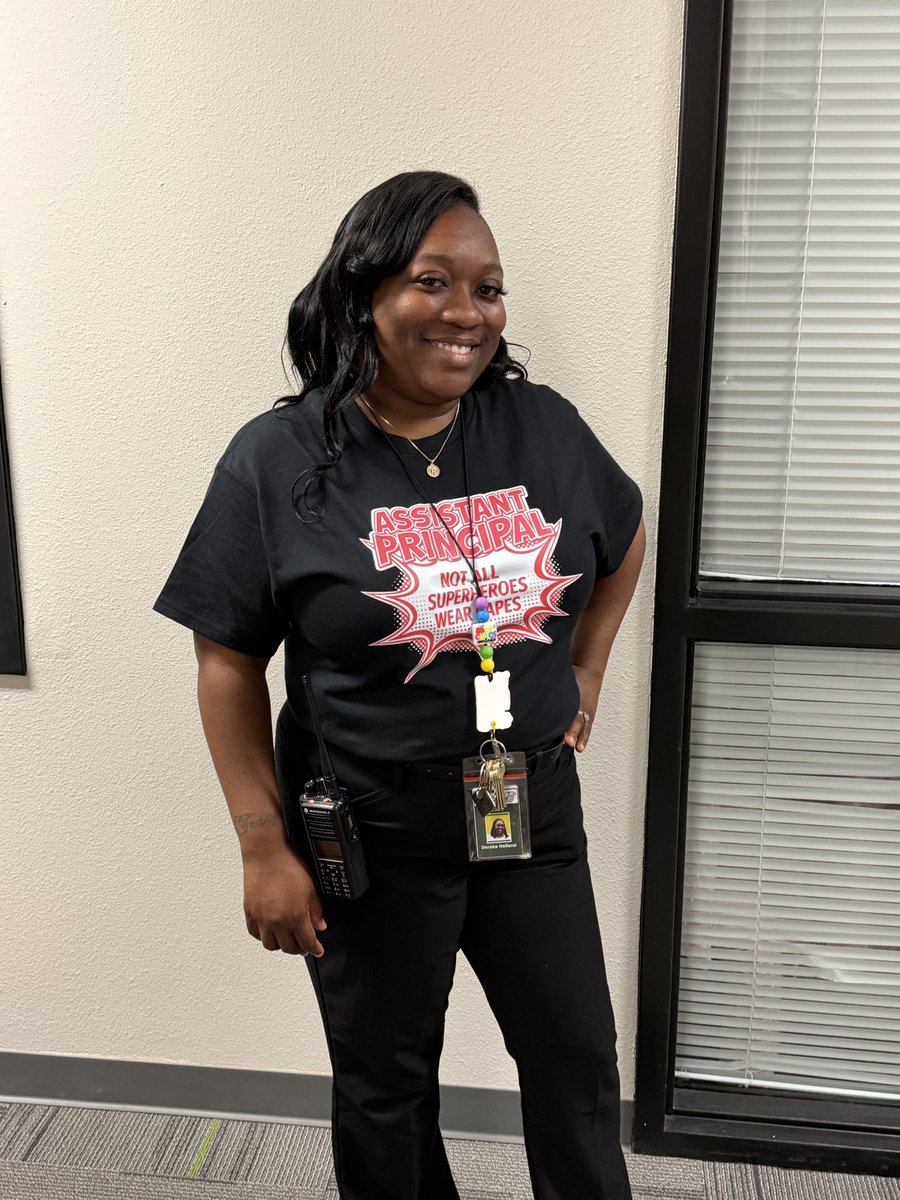SHicksMEd's tweet photo. Not all superheroes wear capes—some lead with heart 💚✨

Celebrating Ms. Holland as we kick off Assistant Principal Week! Thank you for your leadership, dedication, and the impact you make on our students and staff every day. https://t.co/ScJb7XGtDs