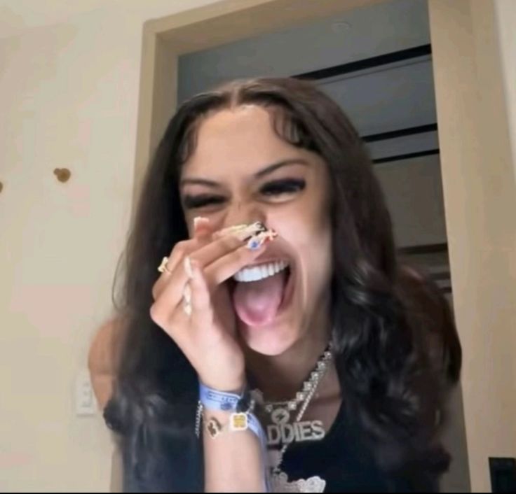 𝗻𝗶𝗰𝗰𝗼𝗹𝗹𝗲 tweet media