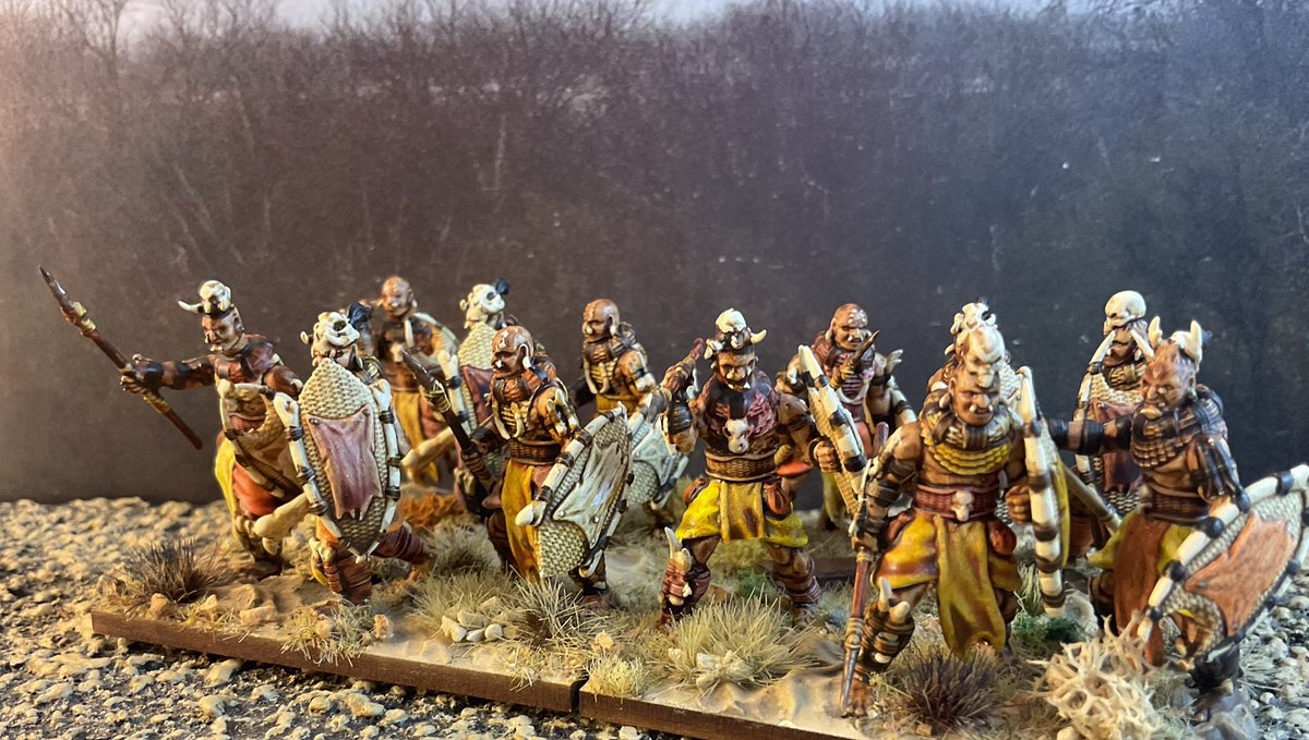 Oldwargamer's tweet photo. Still doing Mahud Warriors for our DBA Fantasy battles. These are not GW but rather a nice 3D print. These prices for genuine GW Mahud are just stupid. But will make these do instead. #LOTR #Mahud #DBAFantasy https://t.co/26A6gZ6Itf