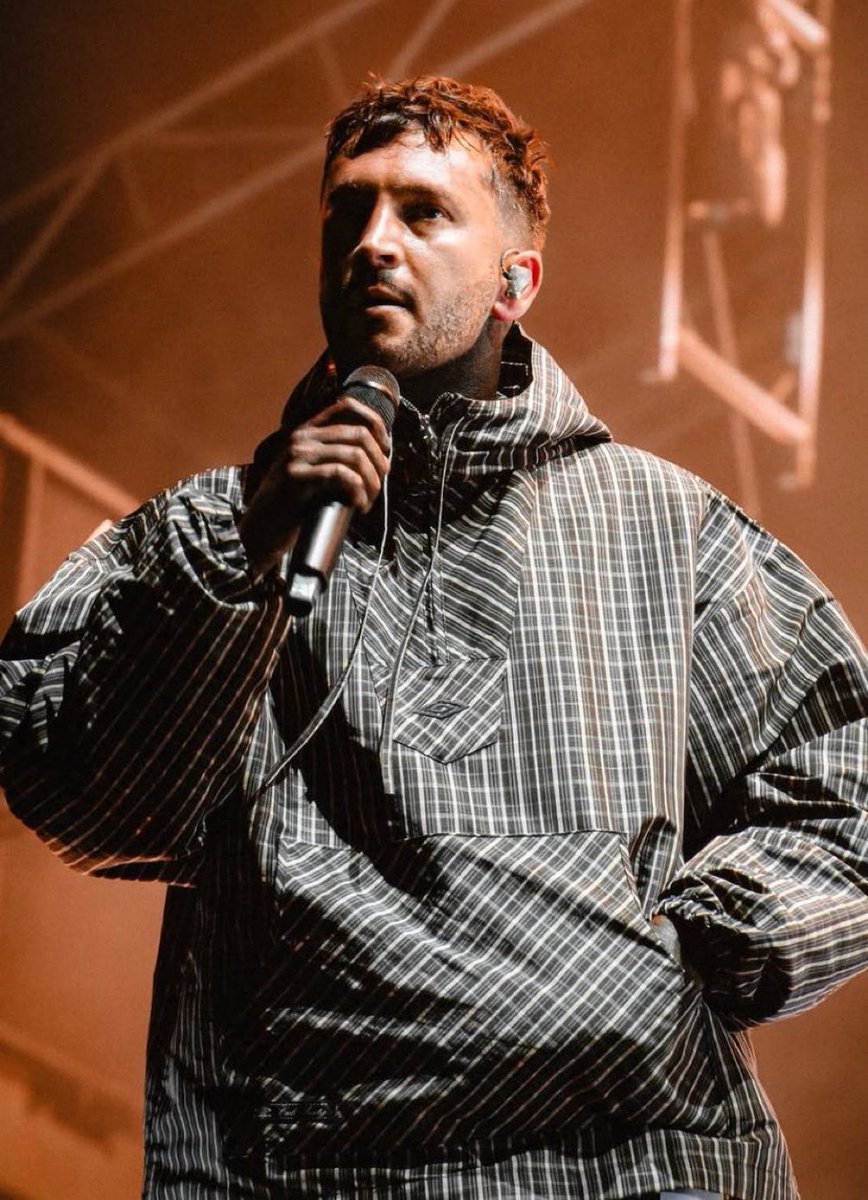 Isabella |-/ tweet media