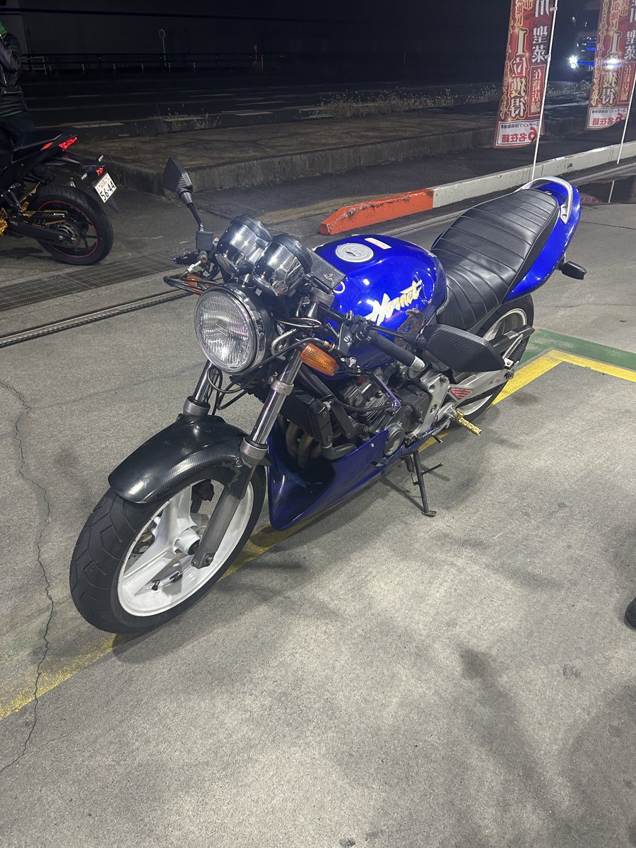tapioca0528's tweet photo. 名前：ふーふ
性別：男
年齢：21
身長：180
住み：愛知
車種：ホーネット250
好き：バイク アニメ 釣り
一言：ツーリング仲間欲しいです🙏🏍
 #バイク好きとして軽く自己紹介
 #バイク好きと繋がりたい
  #バイク乗りと繋がりたい https://t.co/Neb8CCBxR1