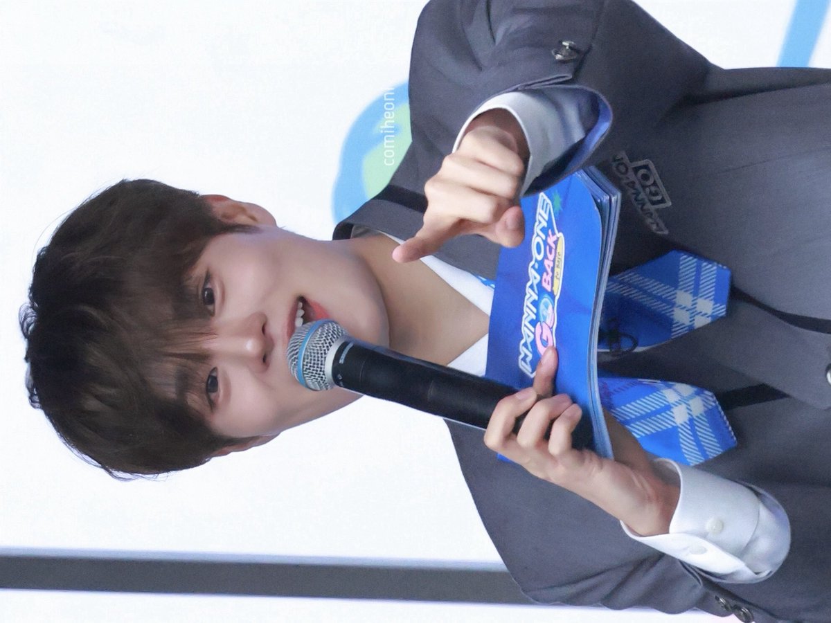코ㅁI tweet media