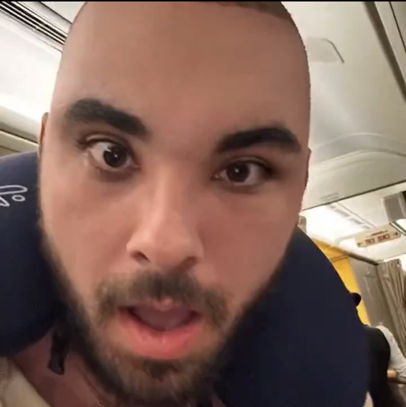 👽 ➐ tweet media