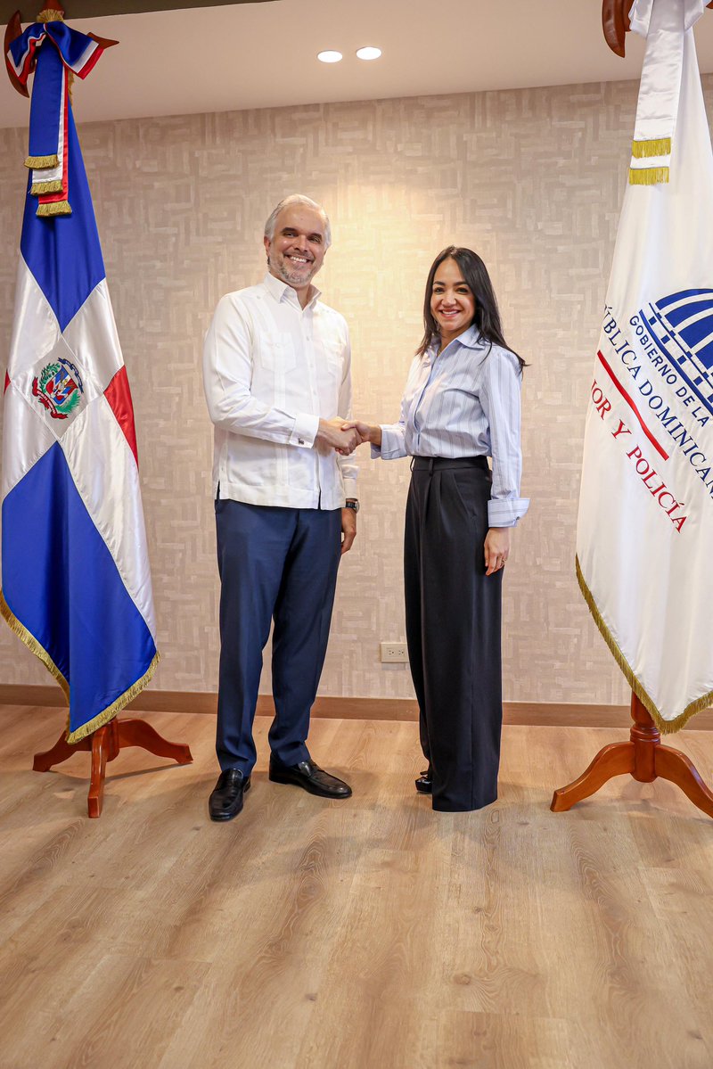 Ministerio Educación RD tweet media