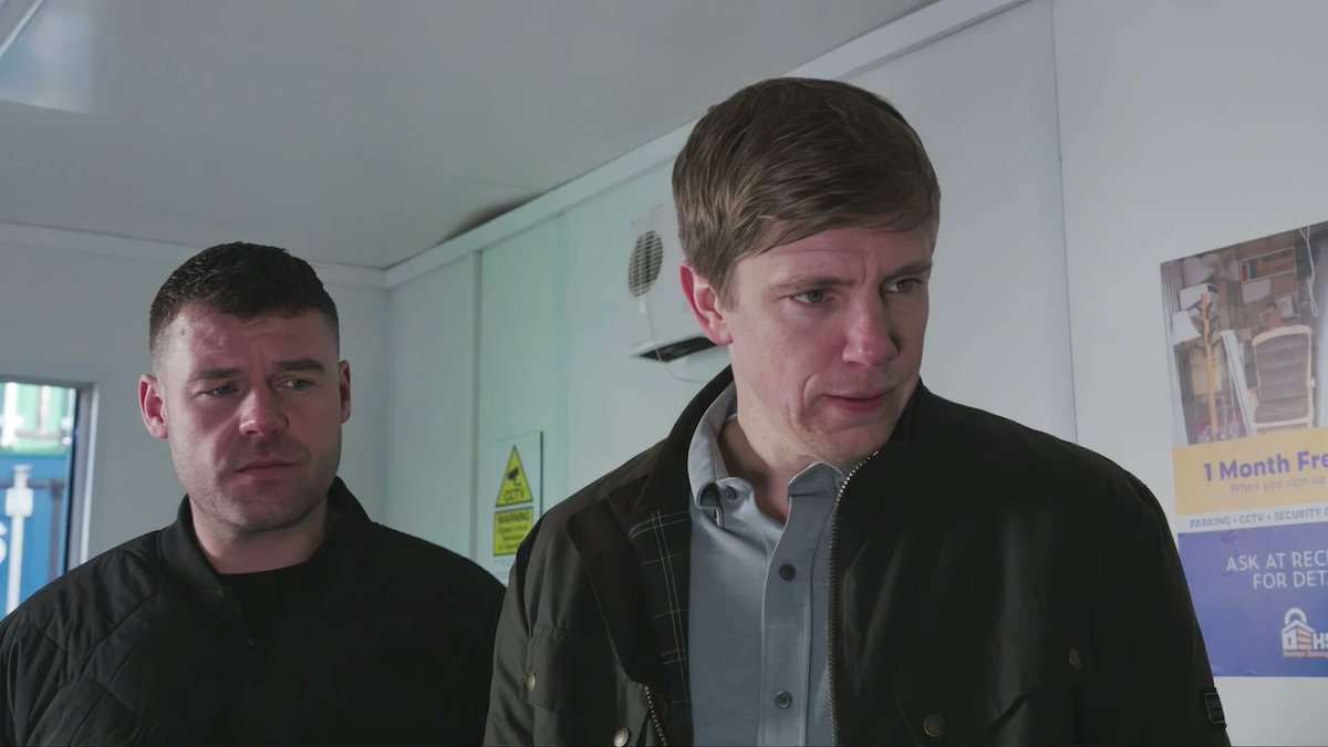 cosmictradegy's tweet image. oh i am seated divas #Emmerdale #Robron