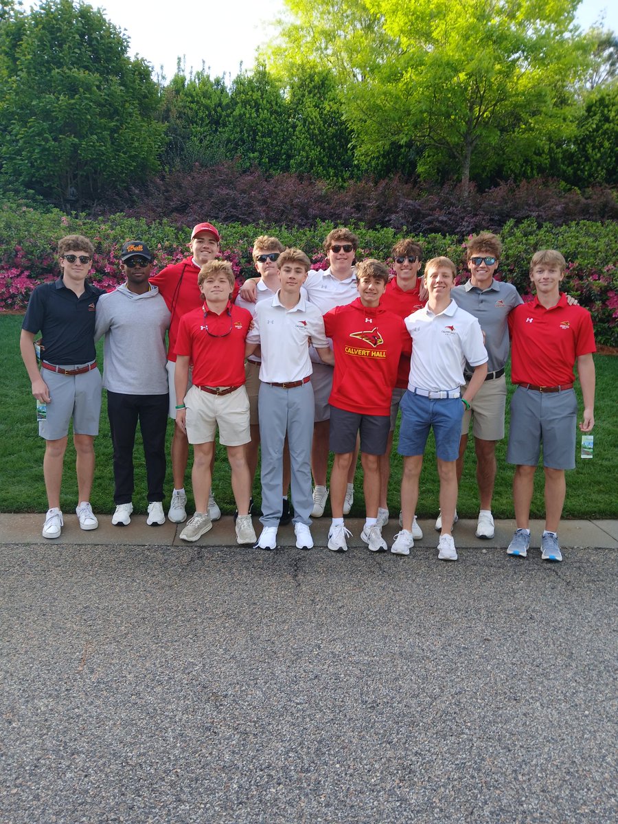 CalvertHallGolf's tweet photo. We had an amazing day at the Masters!   Heading home with great memories and a lot of merchandise! 

Probably heard 20 "Go Hall!" remarks throughout the day.  Cardinals are everywhere! https://t.co/2bh9WPGzv6