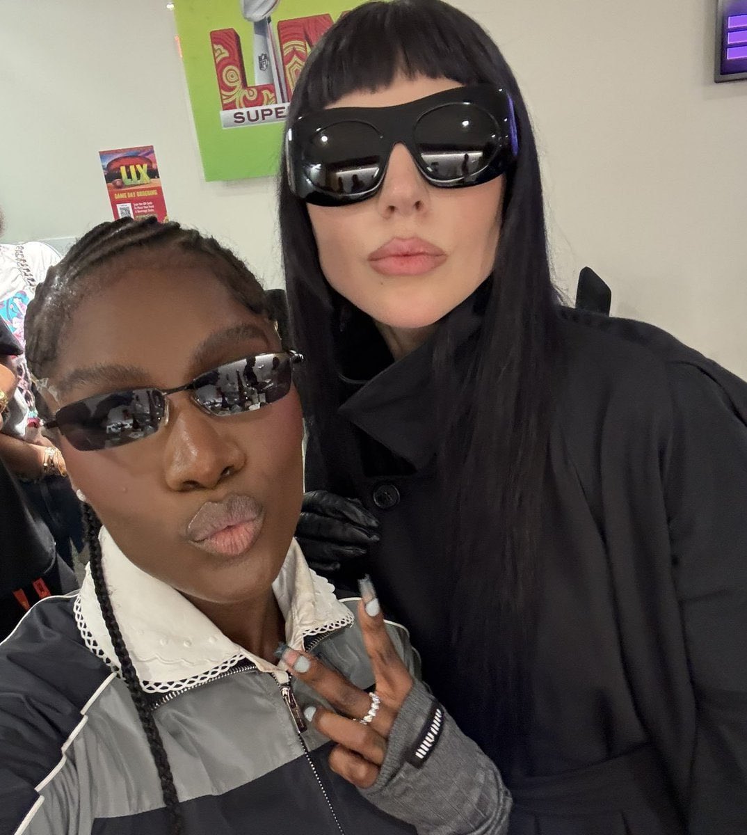 Gaga Notify tweet media