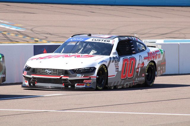 DrewDaro18 tweet media