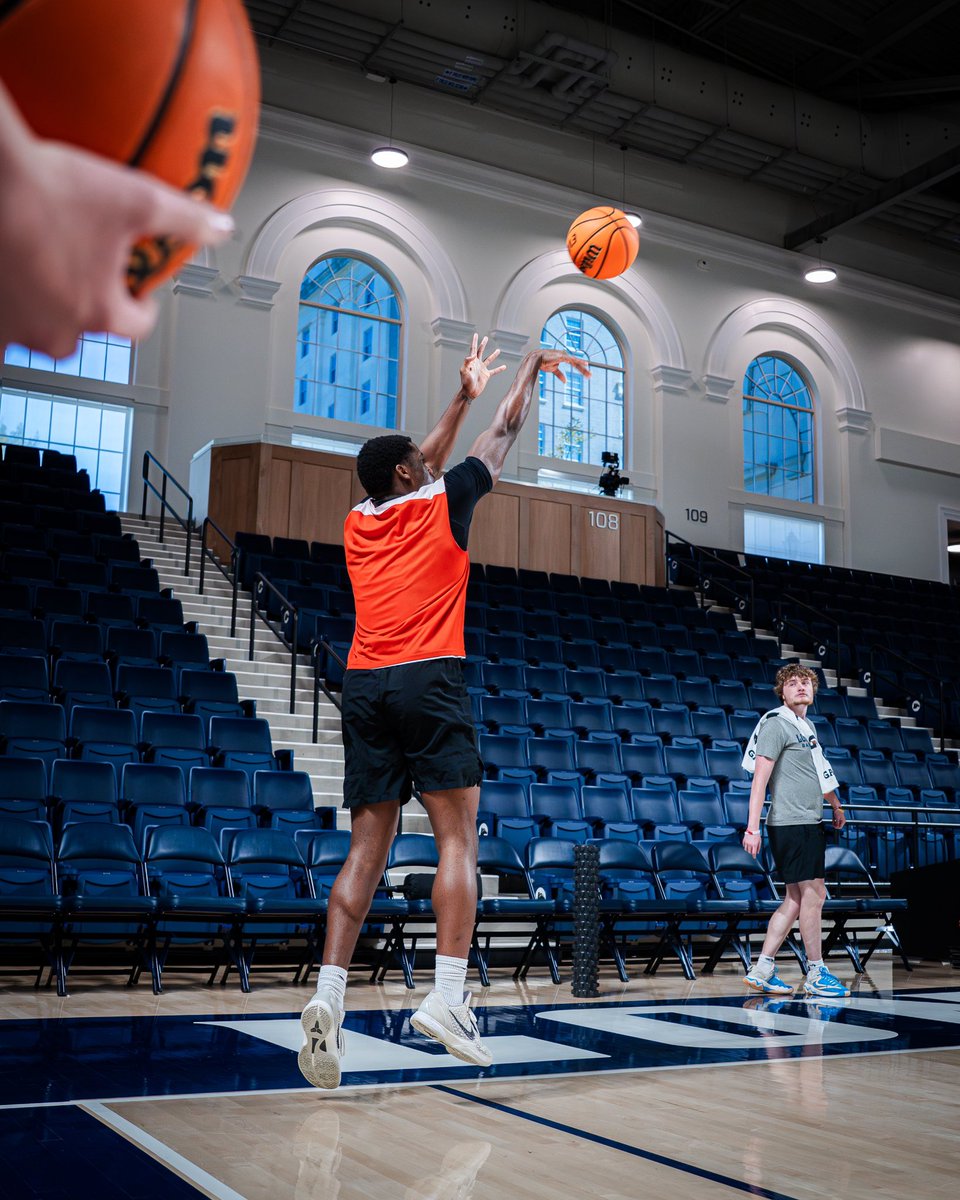 LongwoodMBB's tweet photo. 𝘽𝙖𝙘𝙠 𝙩𝙤 𝙬𝙤𝙧𝙠 📈 😏 

#ConsistencyWins https://t.co/DOKmf5hjH9
