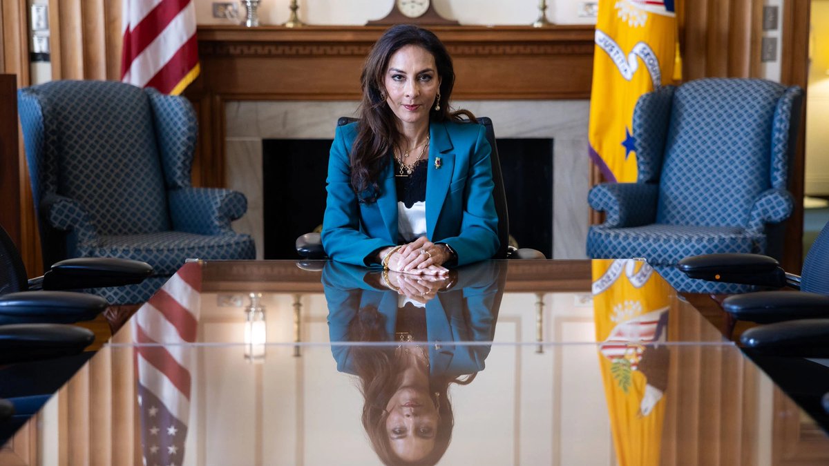 Mike Young tweet media