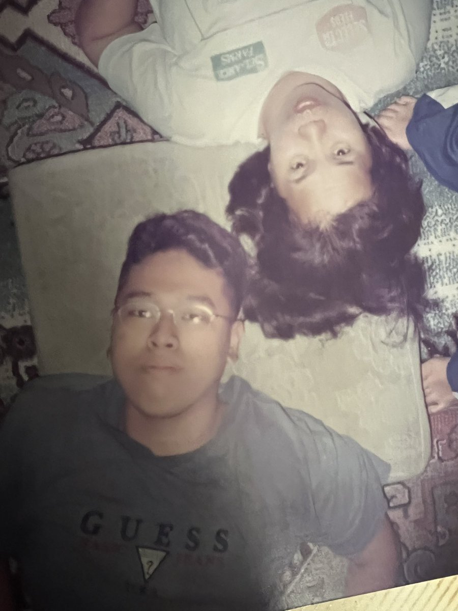 Juice_Blank's tweet photo. @chicogarcia top10suggest #SpringCleaningFinds
- yung old photo albums namin nung muranpa ang gasolina
- yung old books ko nung elementary nabinalot ng plastic cover
- yung pake ko sayo nung mahal pa kita https://t.co/usXYRrrjJ4